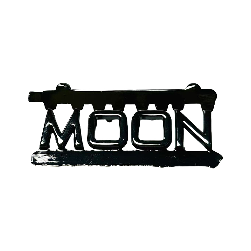 Metal Letter Mark (MOON)